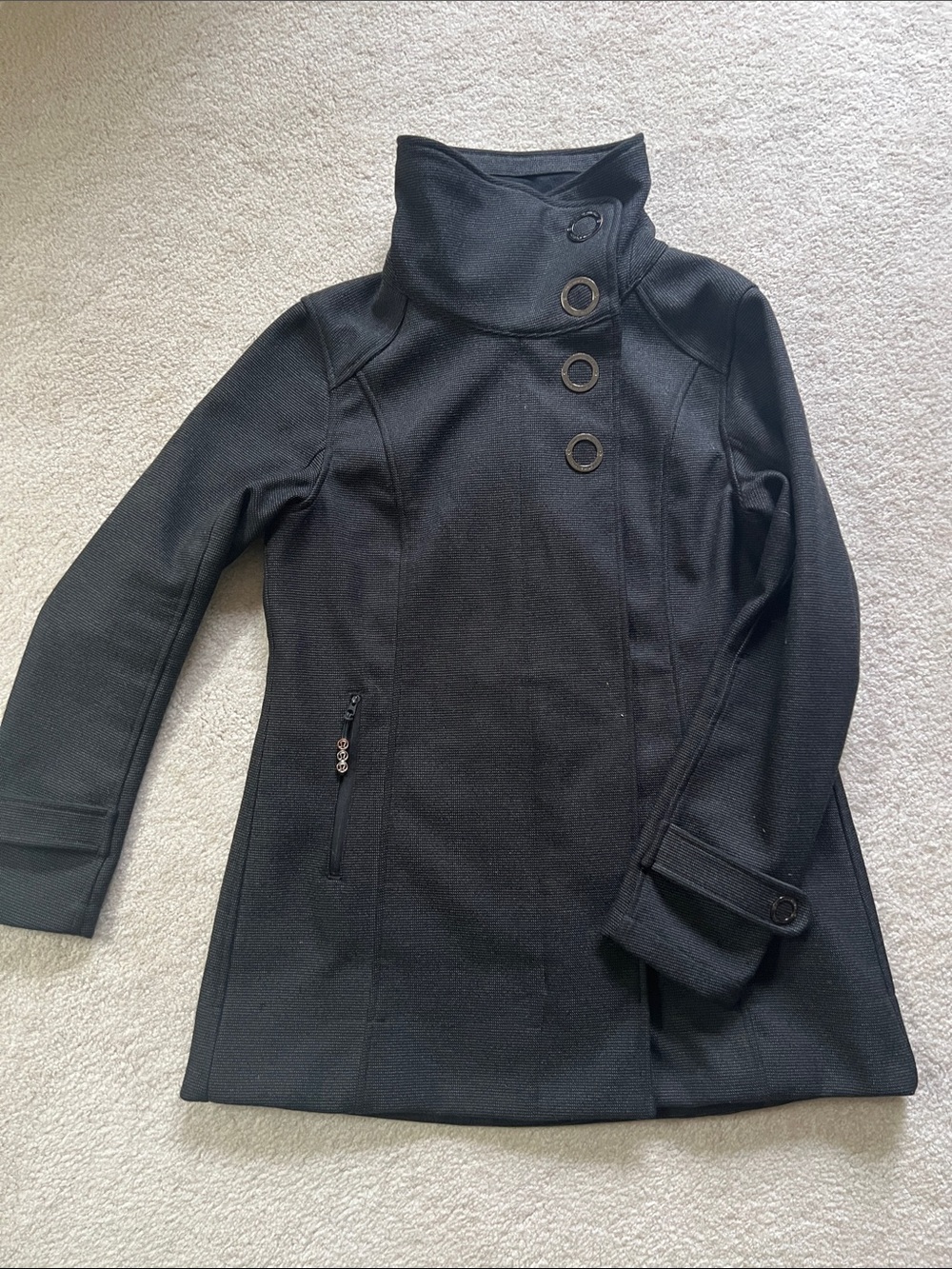 Lululemon Audrey Softshell Fleece-Lined Jacket - Black - size 10 RARE FIND